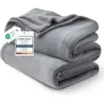 Bedsure GentleSoft 90×90″ Queen Fleece Blanket $11.99
