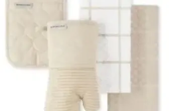 KitchenAid Quilted Cotton Terry Cloth Oven Mitts (4-Pack) for $15.49