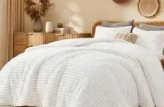 Quataly Queen Size Cloud-Like Fluffy Bedding Set (3-Piece) for $22.99