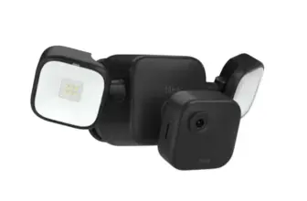 Blink Outdoor 4 Floodlight Camera System for $39.99 – 700 Lumens