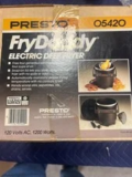 Presto 05420 FryDaddy Electric Deep Fryer (Black) – New, $24.69 ($39.99 Original)