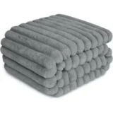 Zakapaws Waterproof Pet Blanket Now $10.99, Save 60%
